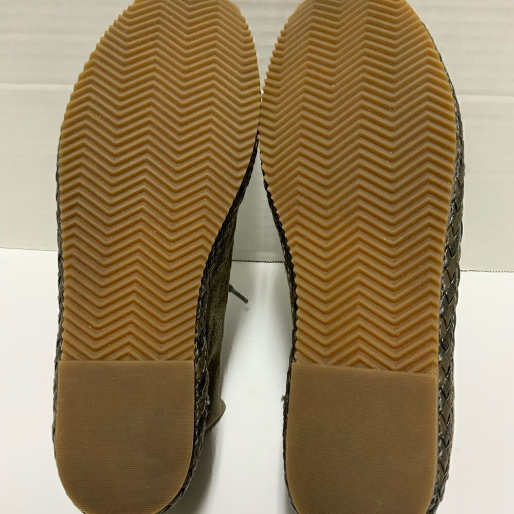 Aetrex 'Addison' Olive Suede Chukka Boots 9-9.5 - Picture 9 of 9